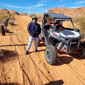 Meet your Posher, Louis